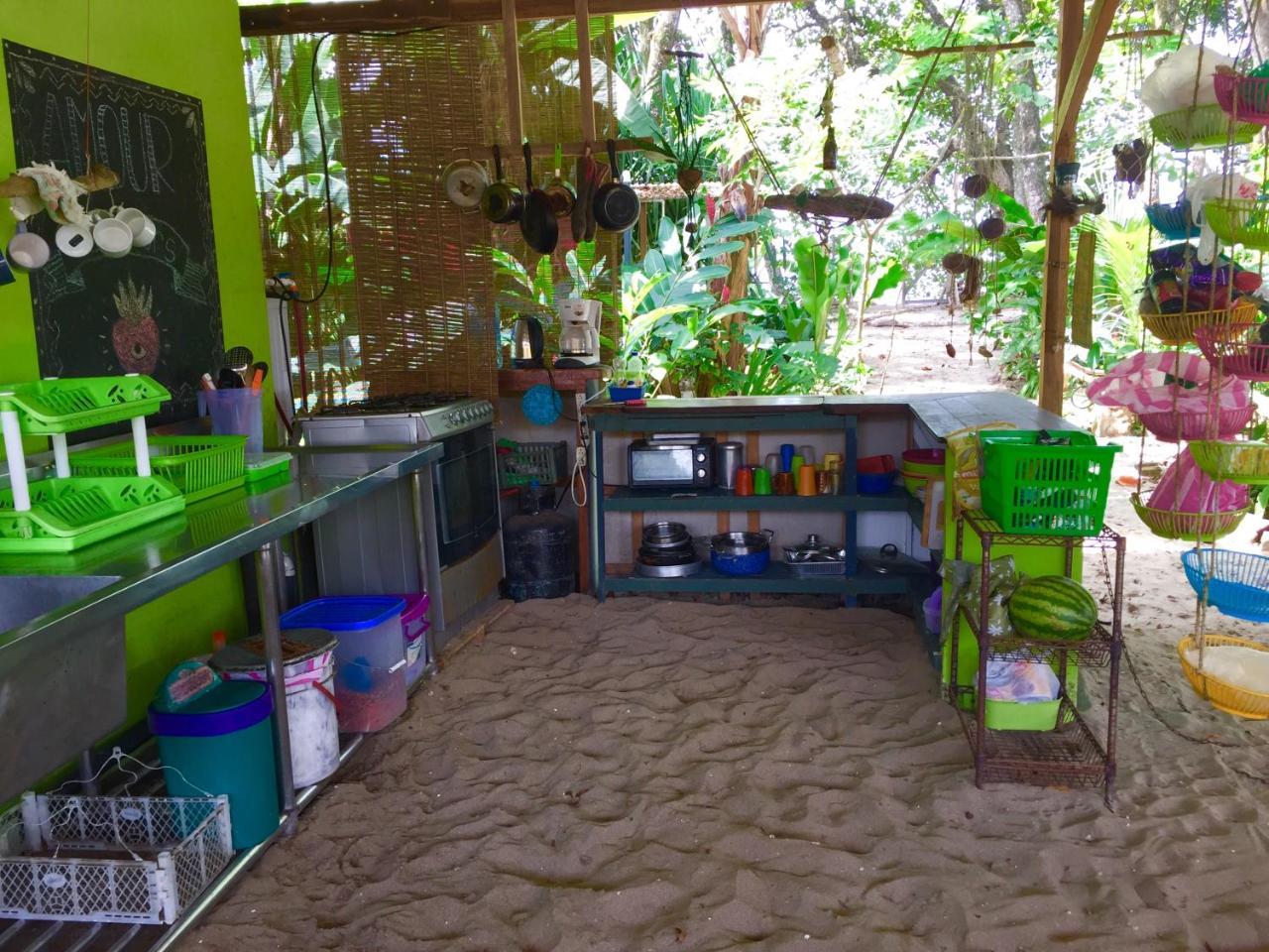 הוסטל Puerto Viejo de Talamanca Oasis מראה חיצוני תמונה
