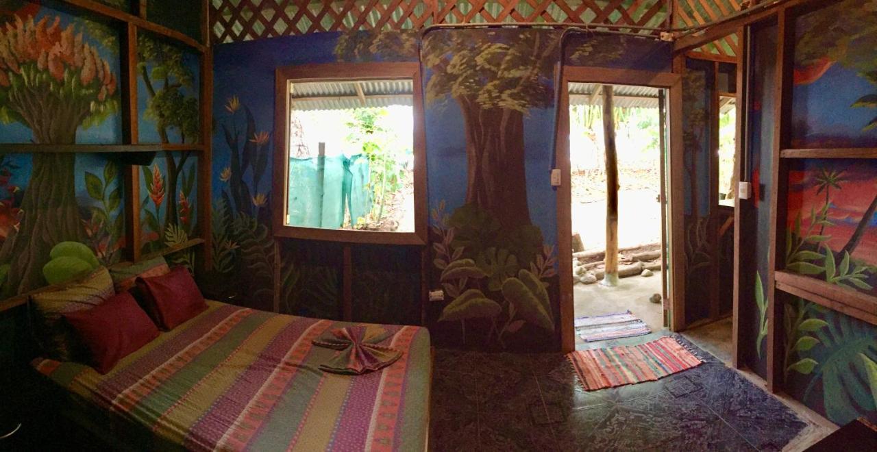 הוסטל Puerto Viejo de Talamanca Oasis מראה חיצוני תמונה