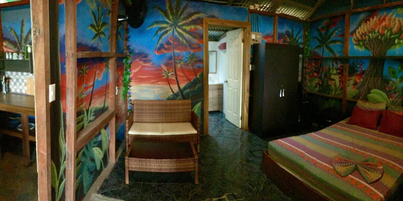 הוסטל Puerto Viejo de Talamanca Oasis מראה חיצוני תמונה